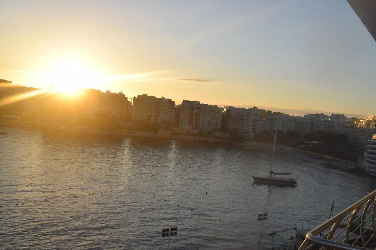 Saint Julians Seafront 200M2 Beautiful Apartment St. Julian's 0*,  Malta